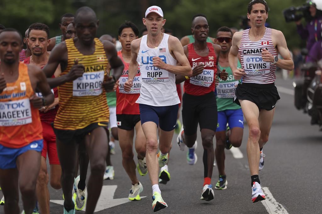 Marathon: 4e place historique pour Levins et record canadien aux Mondiaux