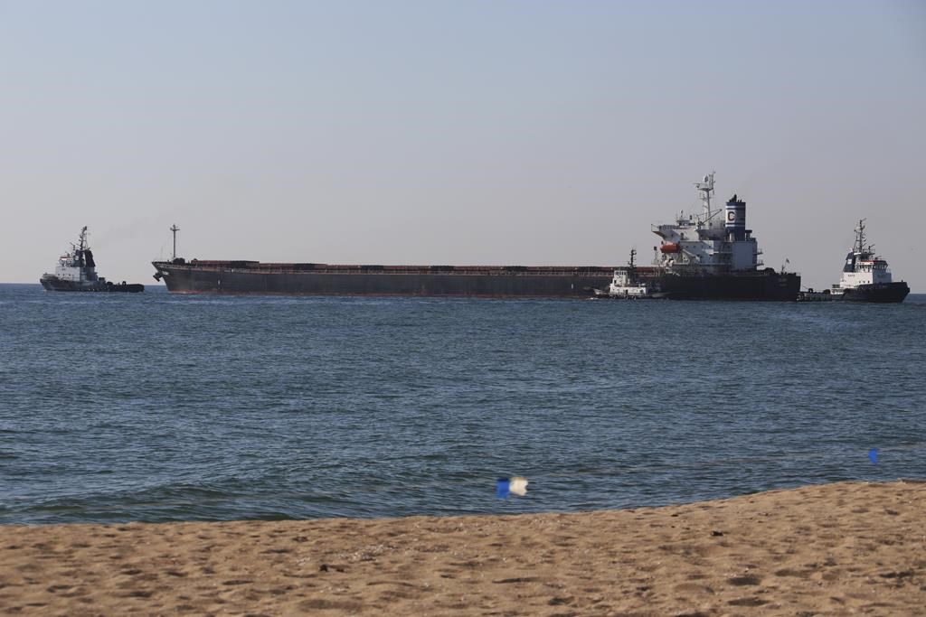 Des navires de grains autorisés à quitter l’Ukraine et des changements au front