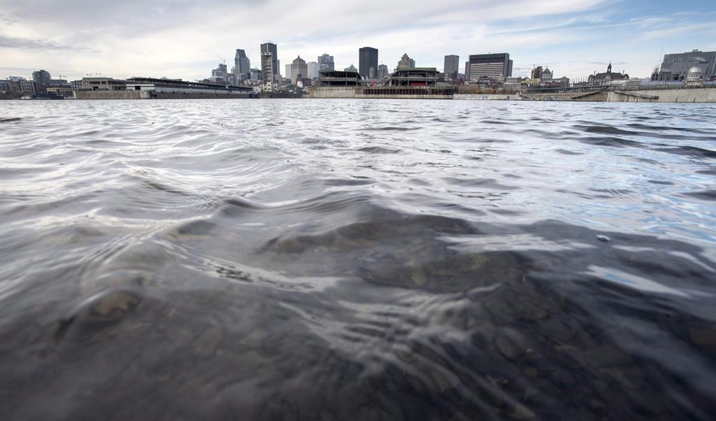Les déversements d’eaux usées en baisse de 30 % au Québec en 2021