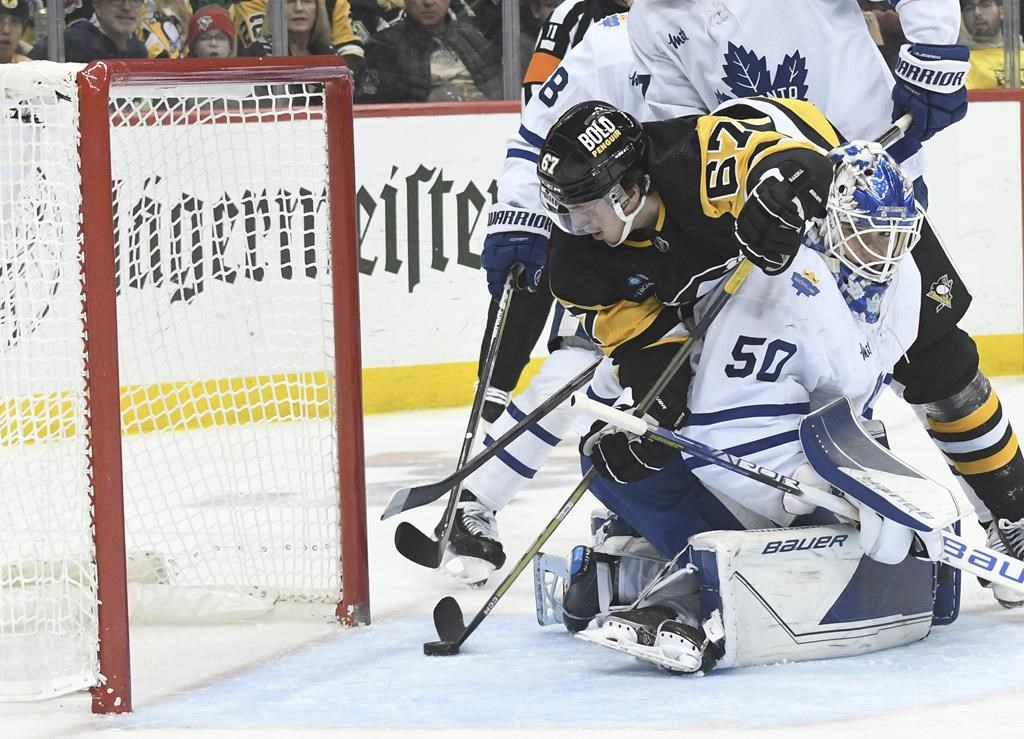 La séquence de Mitch Marner se poursuit dans une victoire de 4-1 des Maple Leafs