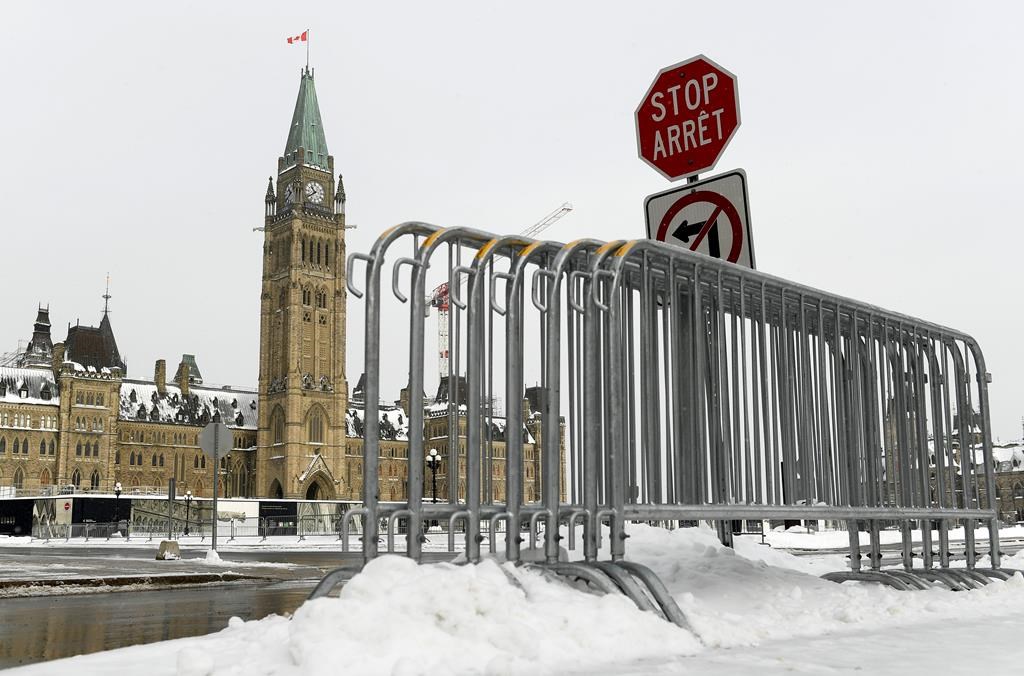 La rue Wellington, qui borde la colline du Parlement à Ottawa, rouvrira bientôt