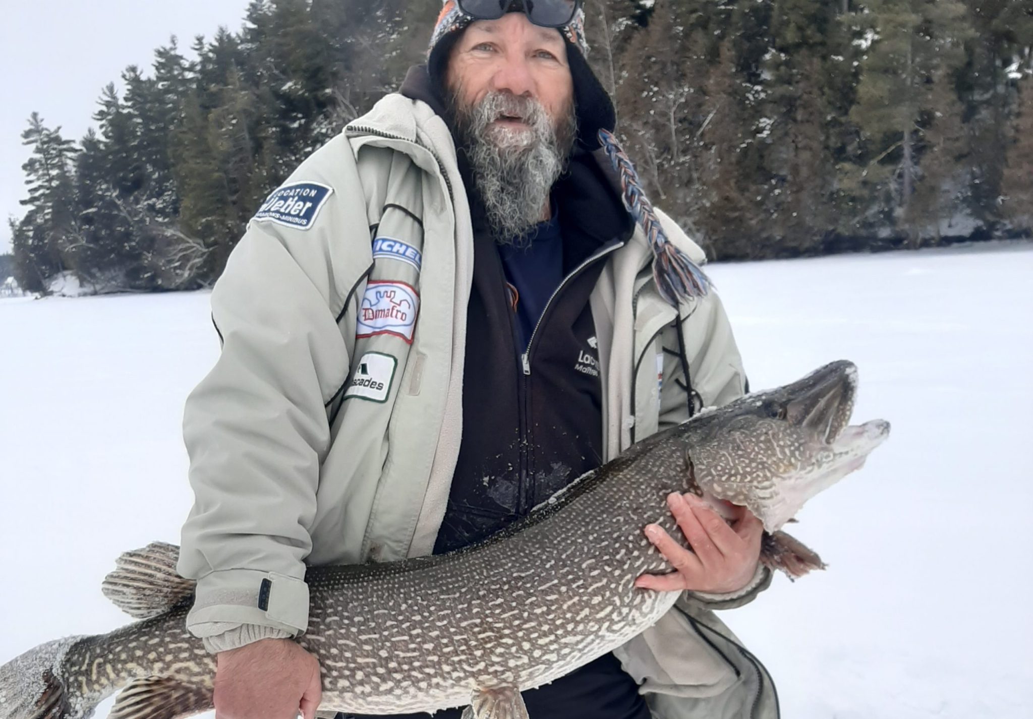 Magog un brochet de 25 livres remplace quelques perchaudes Le Reflet