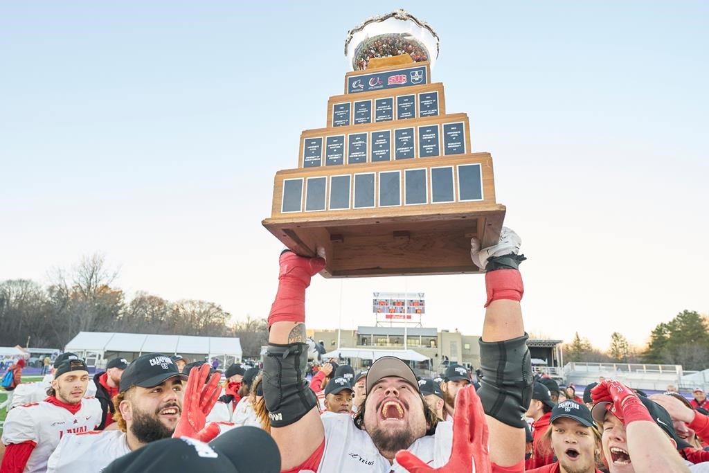 L'Université Queen's de Kingston accueillera la Coupe Vanier en 2023 et 2024 Le Reflet du Lac