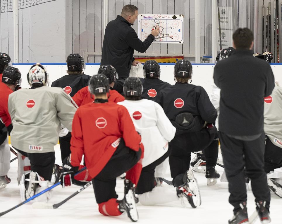 Championnat mondial jr le Canada se regroupe après avoir été blanchi