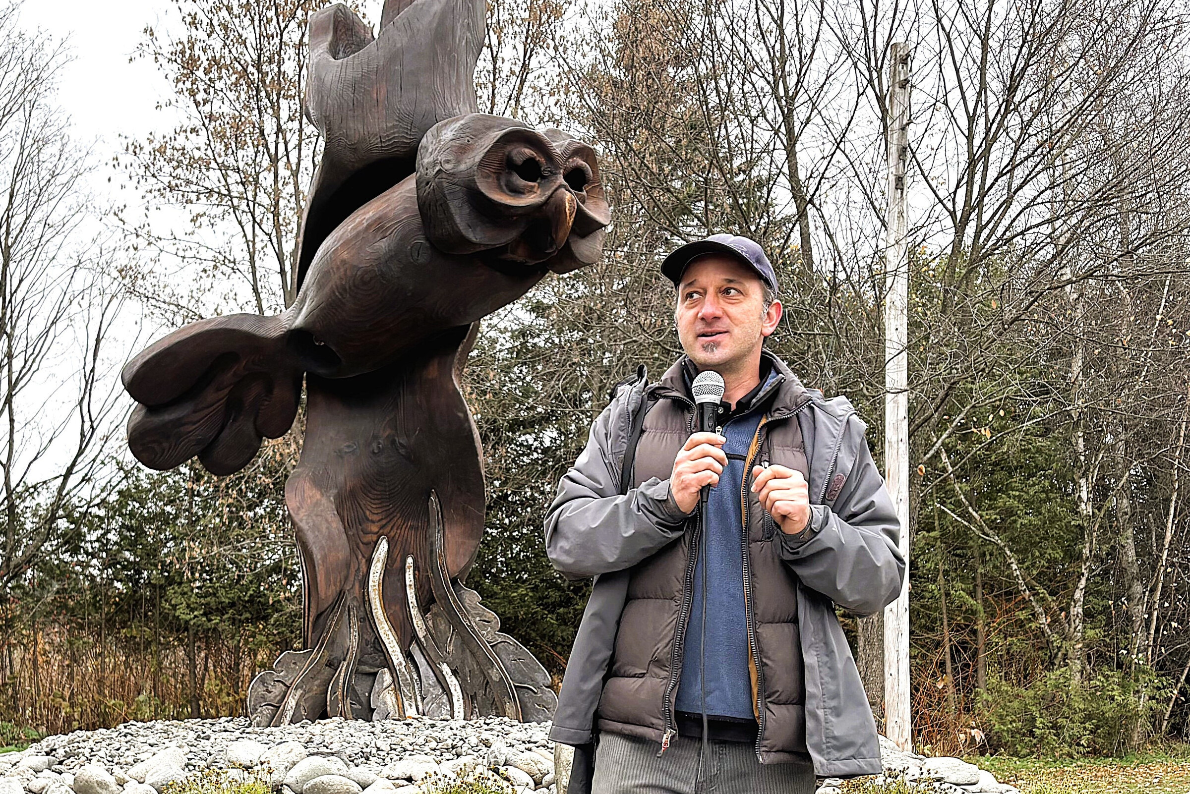 chouette︎ Une chouette de quatre mètres 
